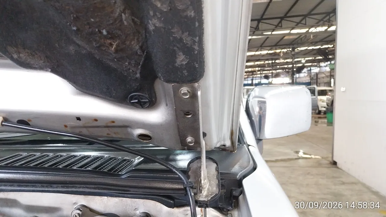 2005 Nissan Frontier – 8