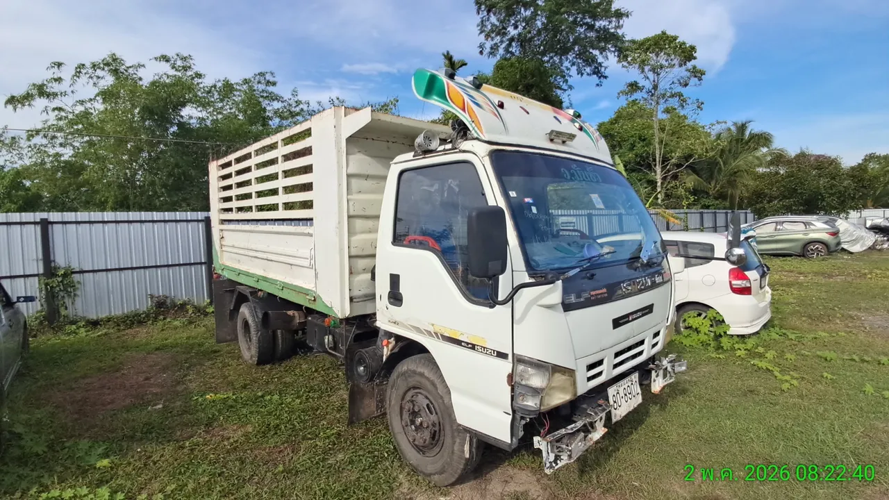 2012 Isuzu NQR – 8