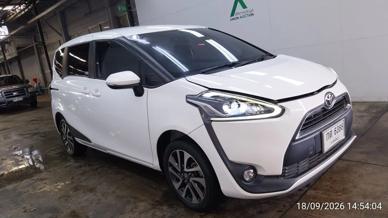 2018 Toyota Sienta – 2