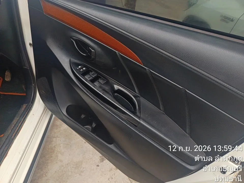 2016 Toyota Yaris – 8
