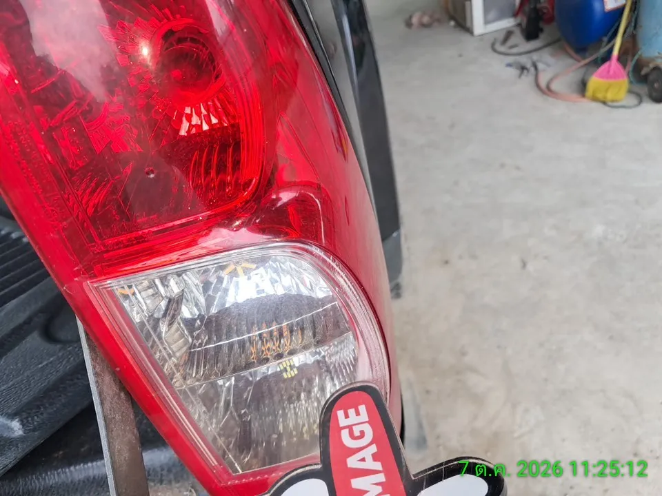 2010 Isuzu D-Max – 11