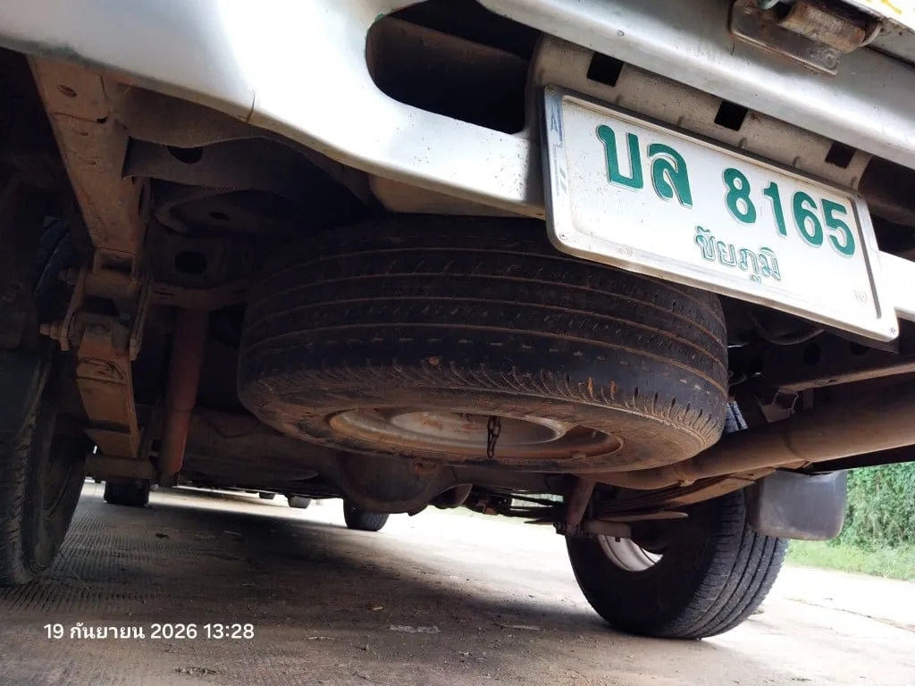 2010 Isuzu D-Max – 7
