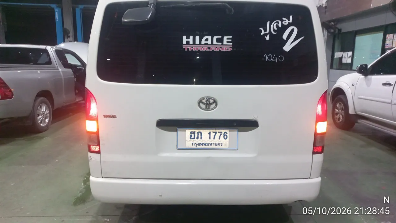 2012 Toyota Commuter – 10