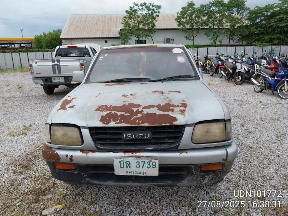 1997 Isuzu D-Max – 1
