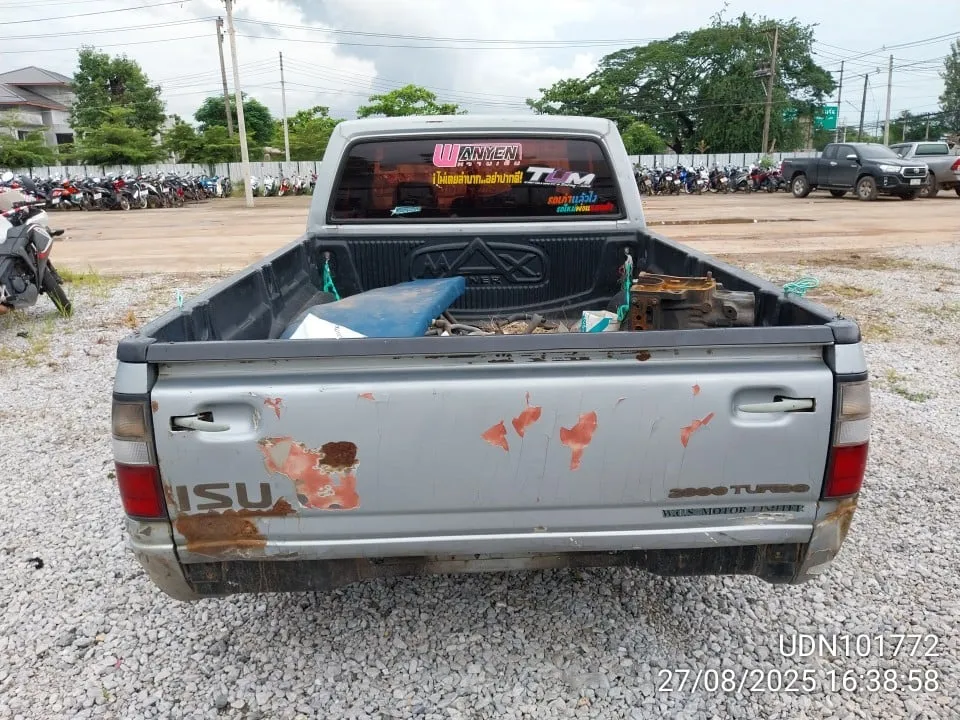 1997 Isuzu D-Max – 5