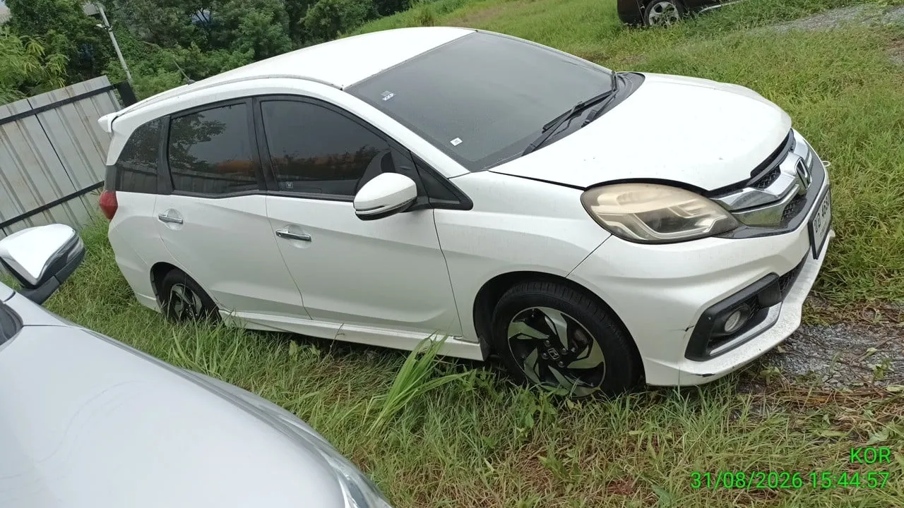 2015 Honda Mobilio – 3