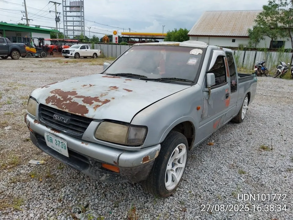 1997 Isuzu D-Max – 2