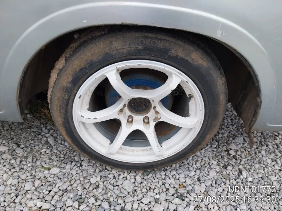 1997 Isuzu D-Max – 11