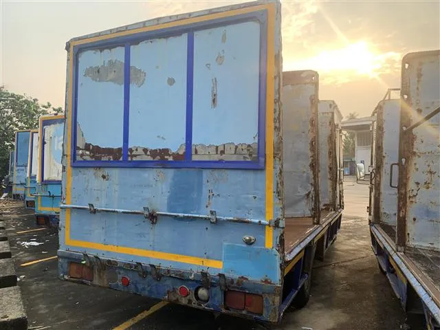 1995 Hino 6 Wheels – 4
