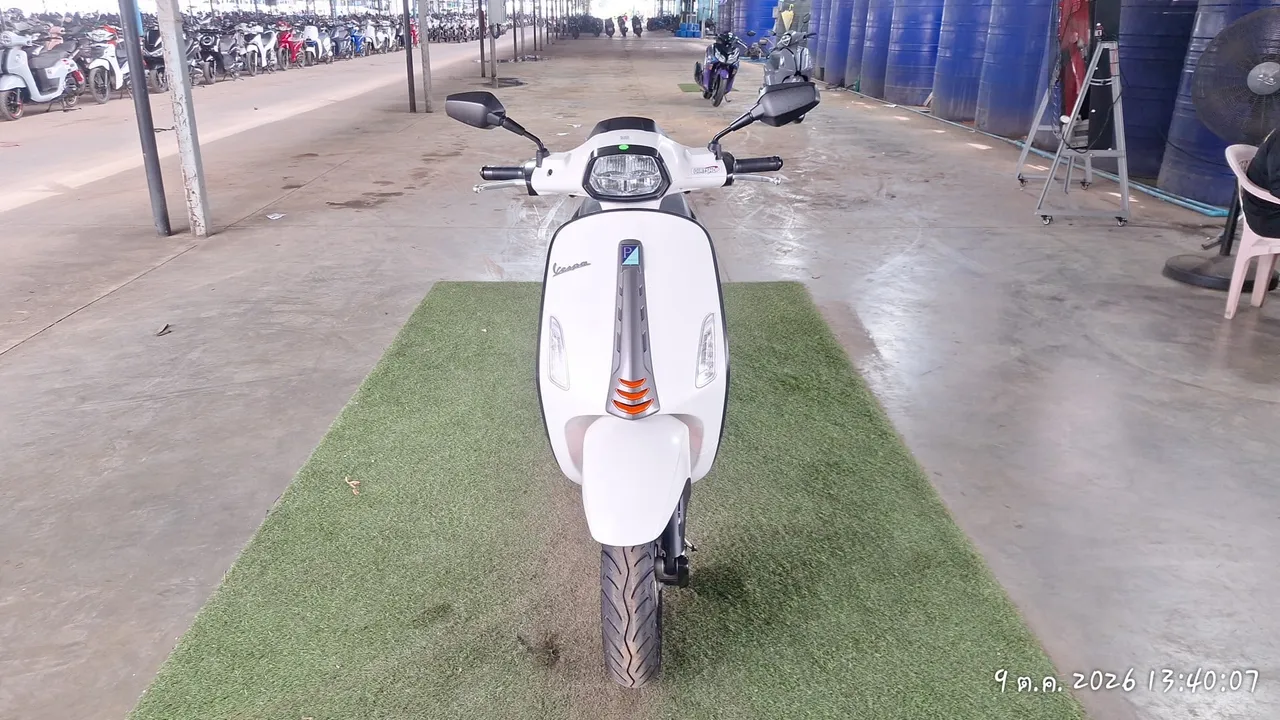 2025 Vespa Sprint – 1
