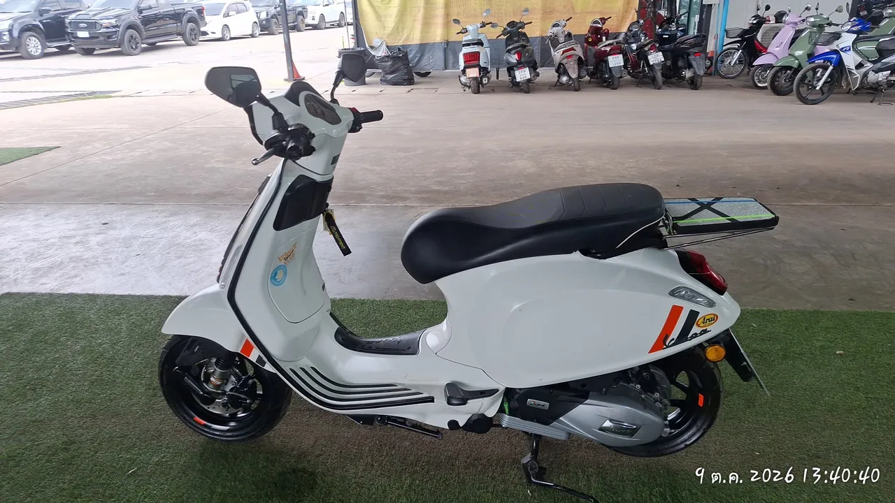 2025 Vespa Sprint – 8