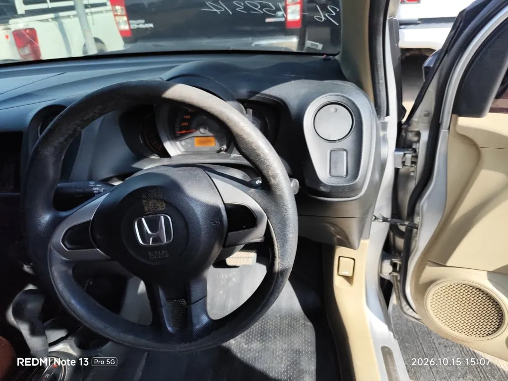2014 Honda Brio – 11
