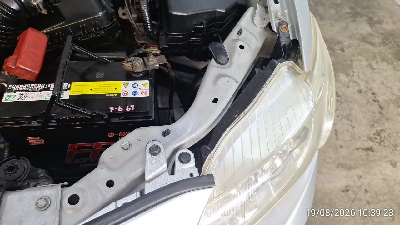 2010 Toyota Corolla Altis – 6