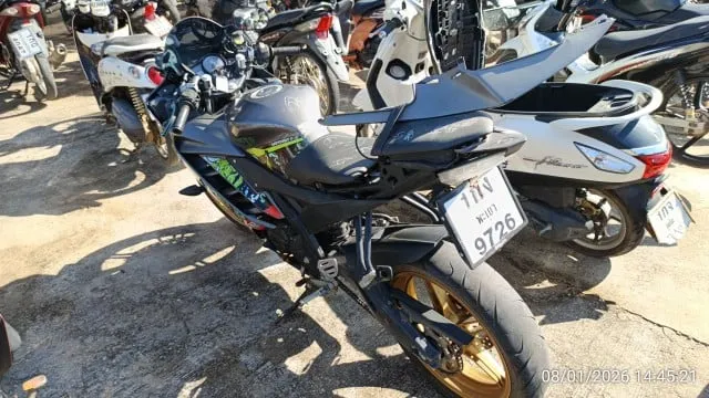 2016 Yamaha YZF-R15 – 4