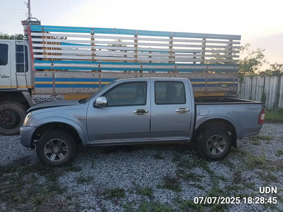 2004 Isuzu D-Max – 3