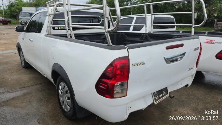 2016 Toyota Hilux Revo – 5