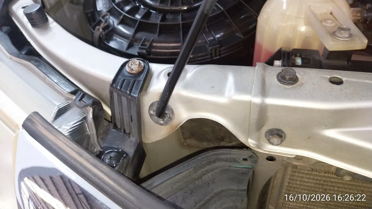 2012 Toyota Hilux Vigo – 11