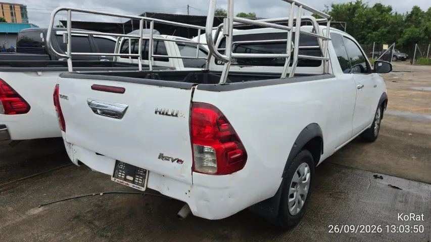 2016 Toyota Hilux Revo – 3