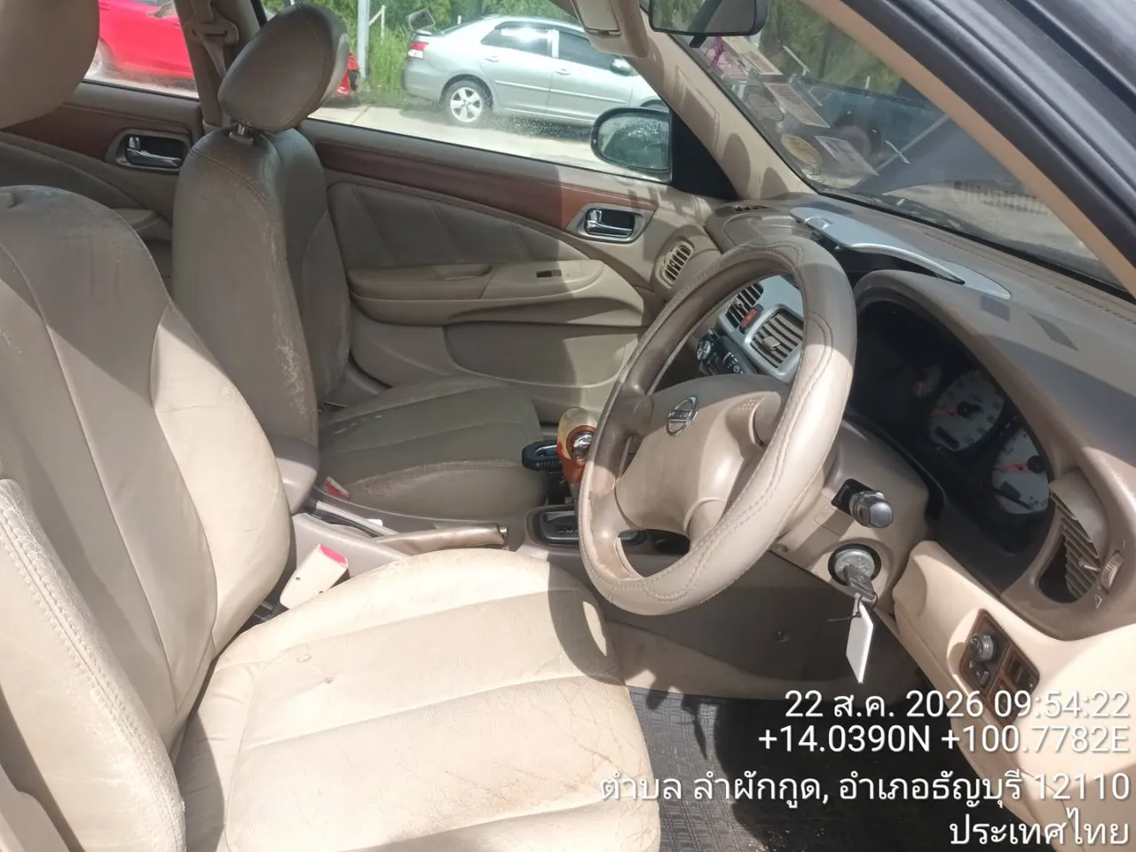 2004 Nissan Sunny – 9