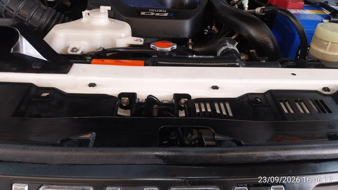 2020 Isuzu D-Max – 5