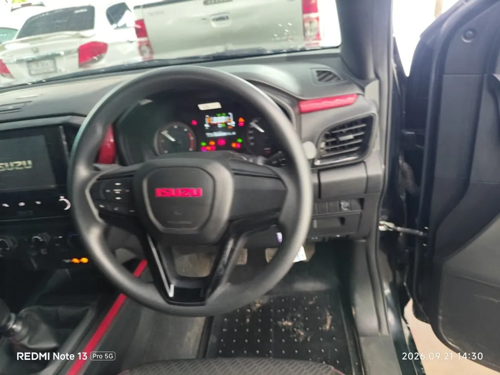 2024 Isuzu D-Max – 11