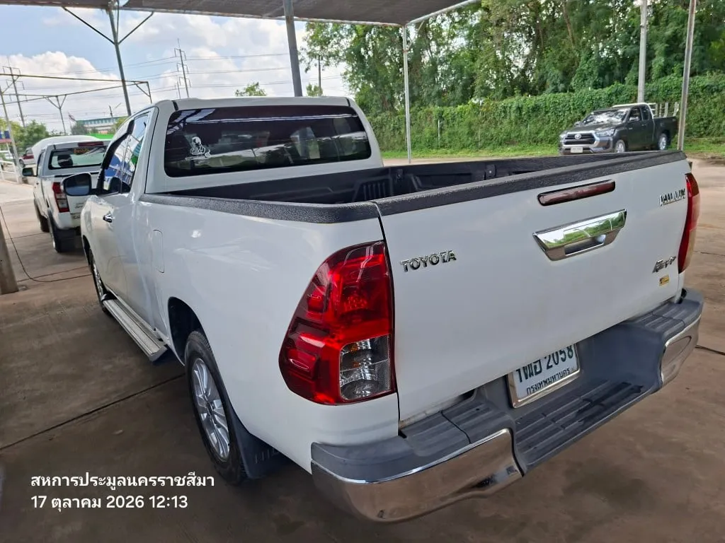 2016 Toyota Hilux Revo – 5