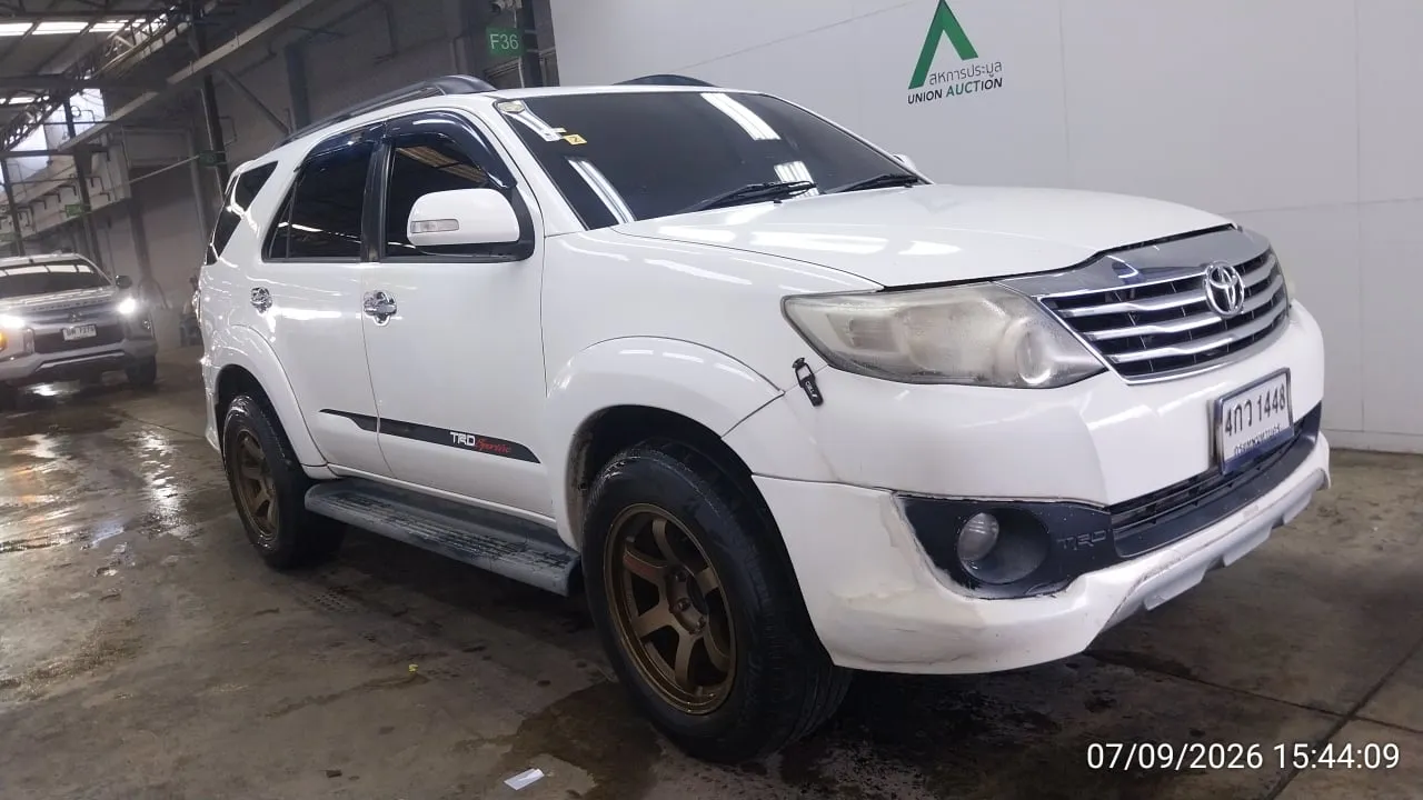 2012 Toyota Fortuner – 2