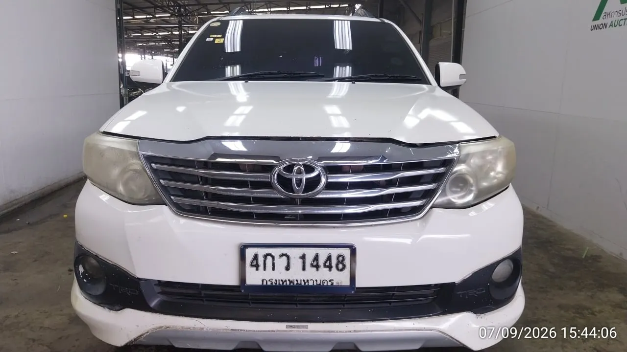 2012 Toyota Fortuner – 1