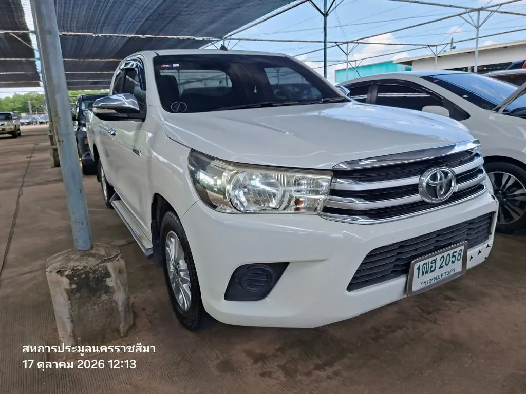 2016 Toyota Hilux Revo – 2