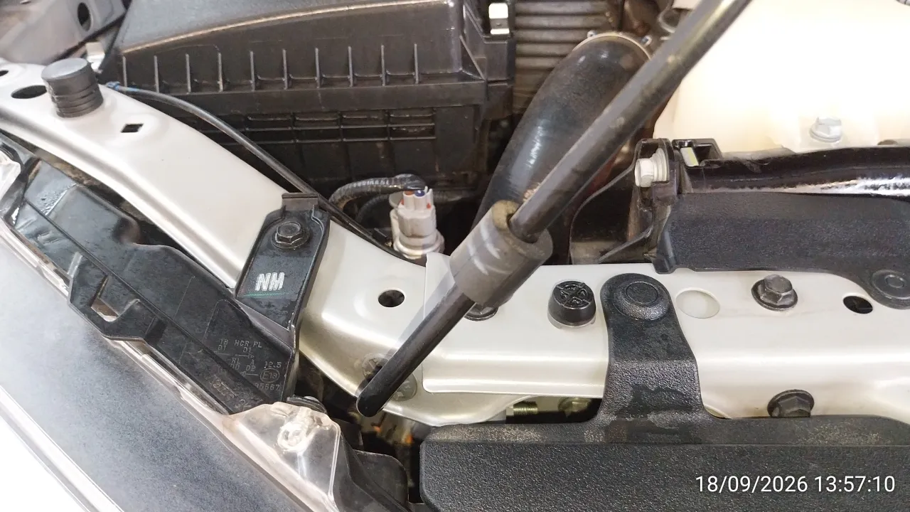 2025 Toyota Hilux Revo – 10
