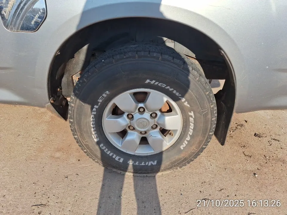 2006 Isuzu D-Max – 12
