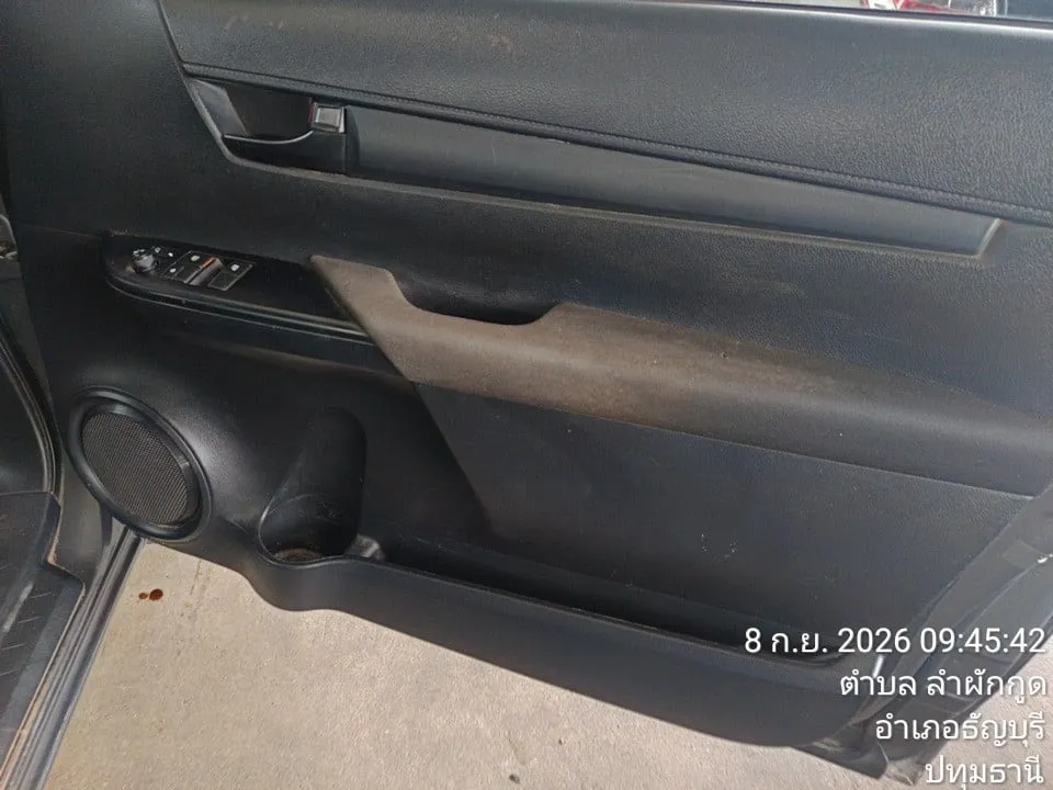 2019 Toyota Hilux Revo – 10