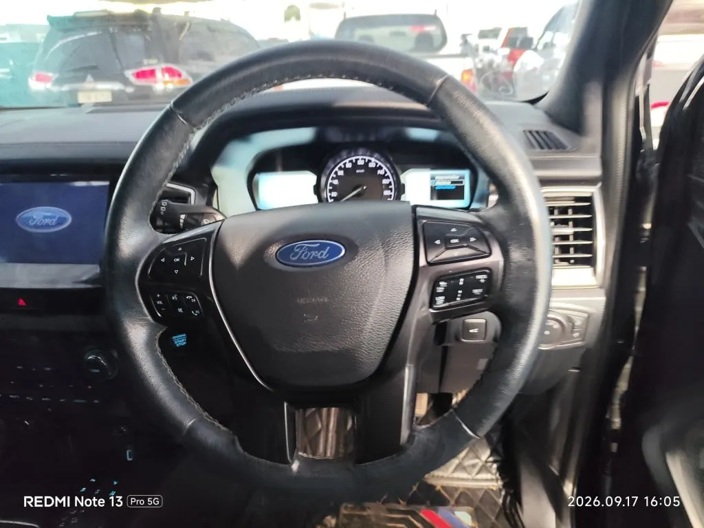 2019 Ford Everest – 11