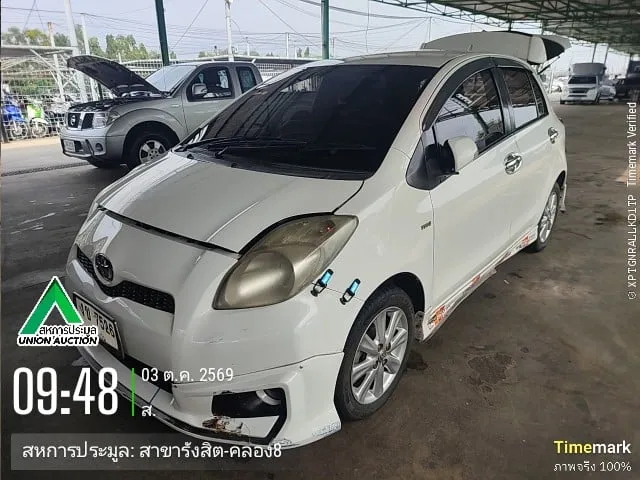 2013 Toyota Yaris – 3