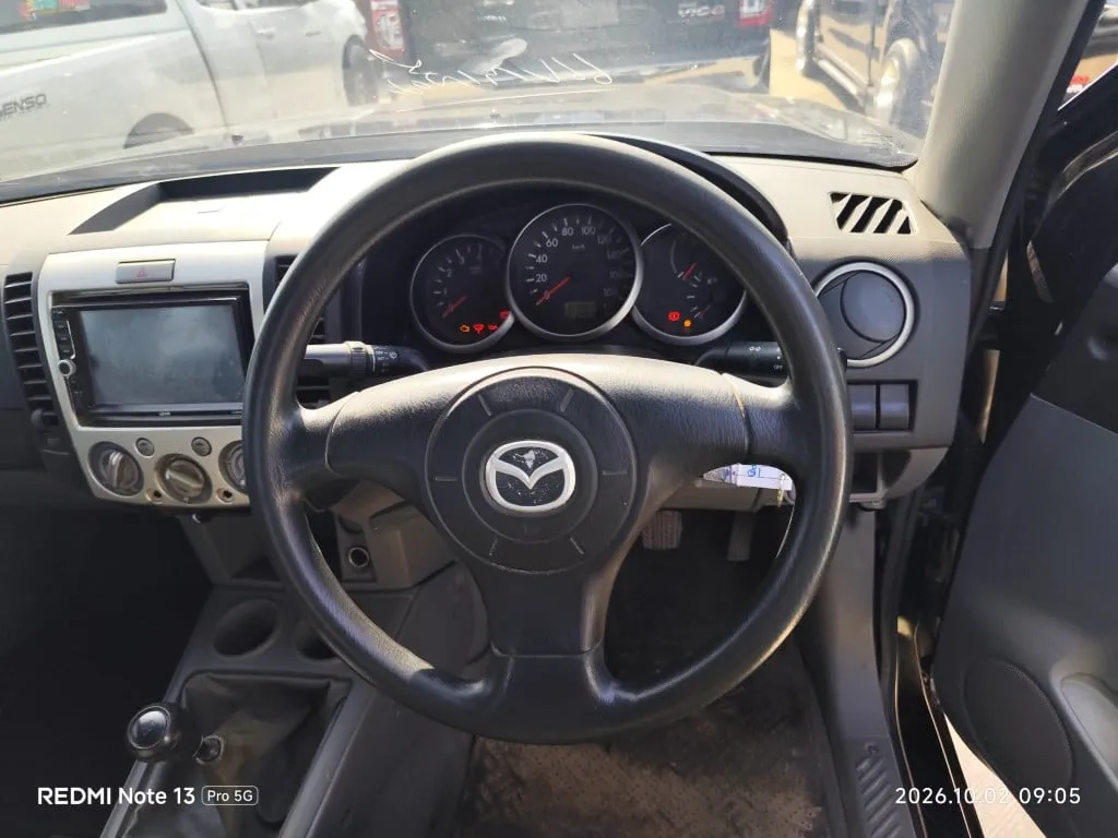 2012 Mazda BT-50 – 11