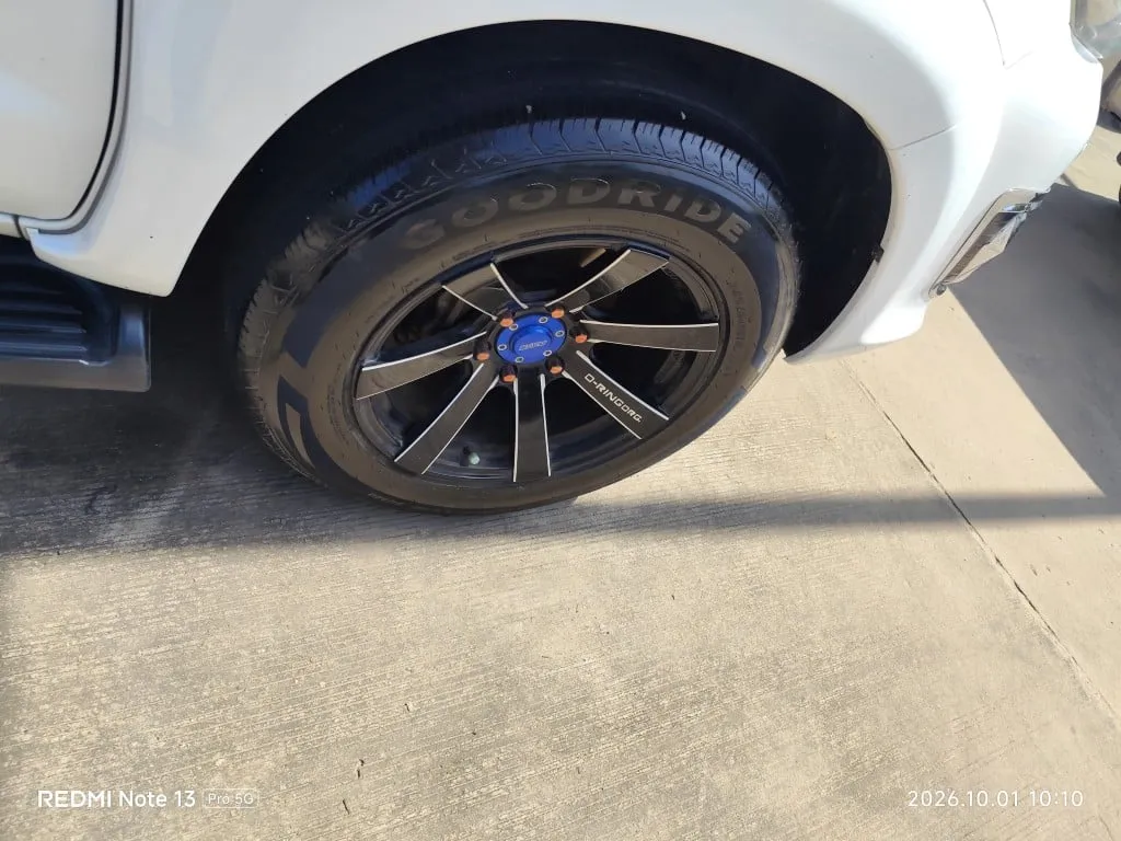 2012 Toyota Fortuner – 10