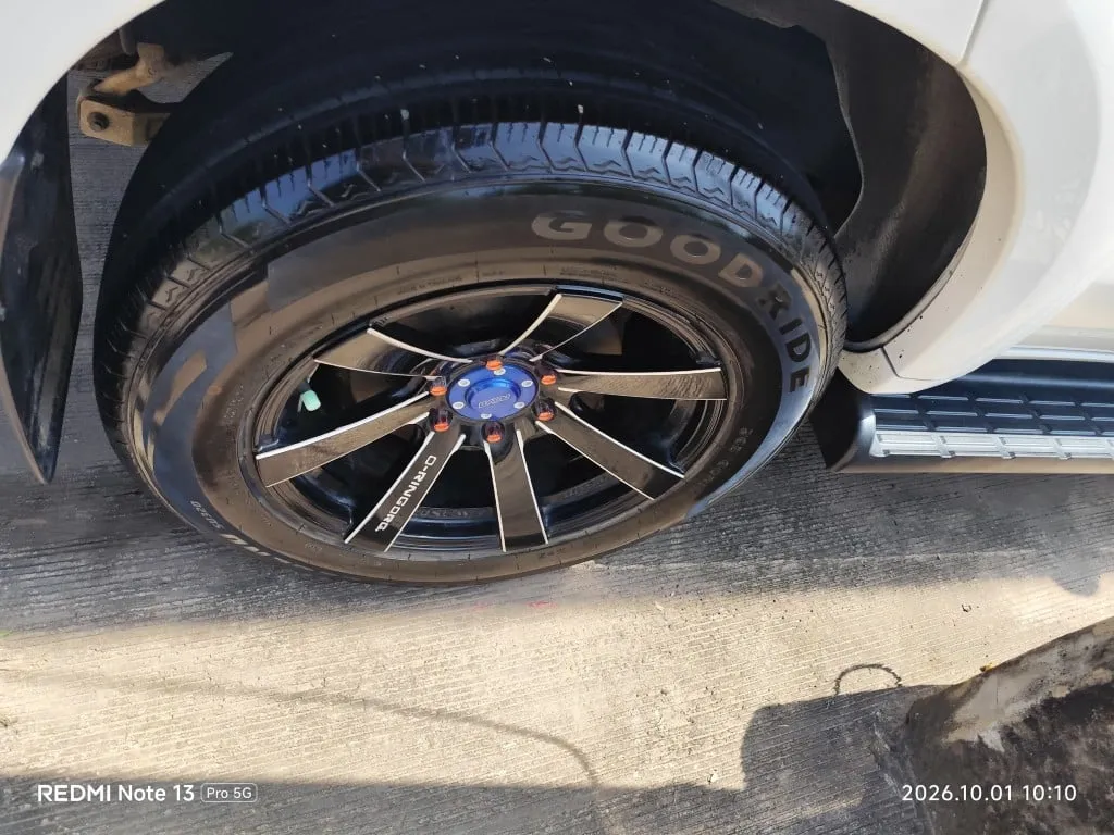 2012 Toyota Fortuner – 9