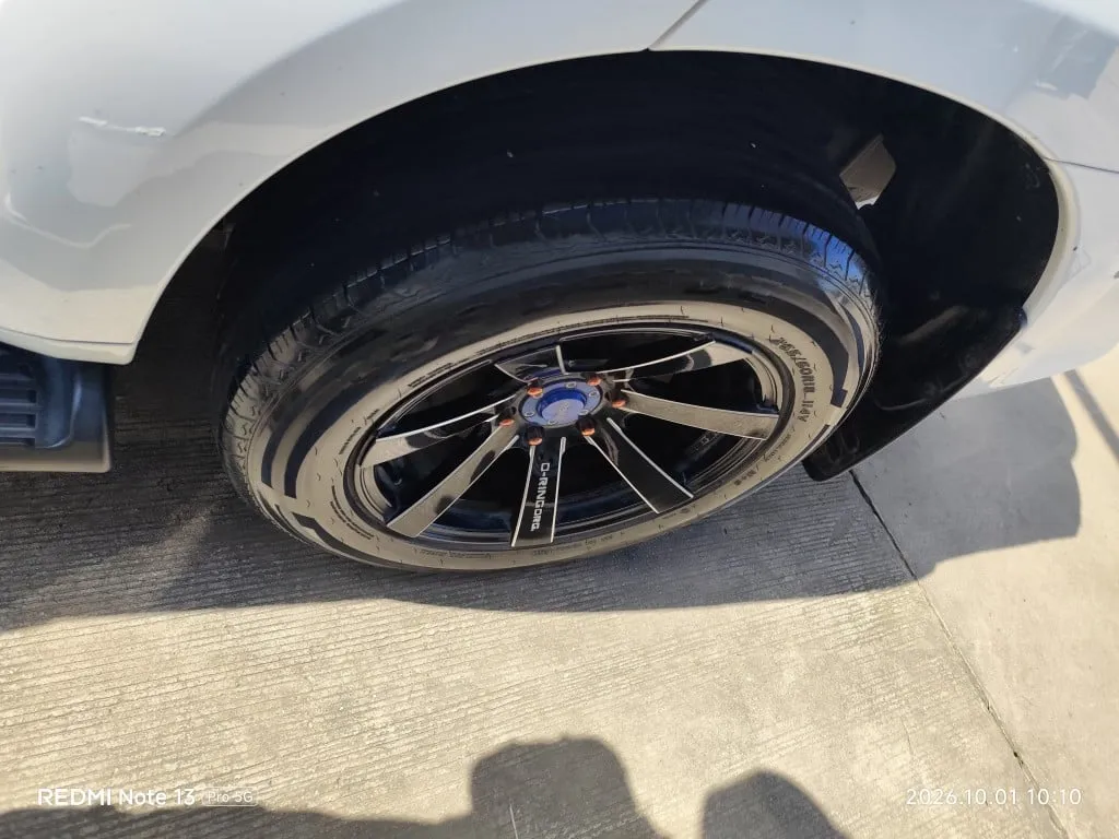2012 Toyota Fortuner – 8