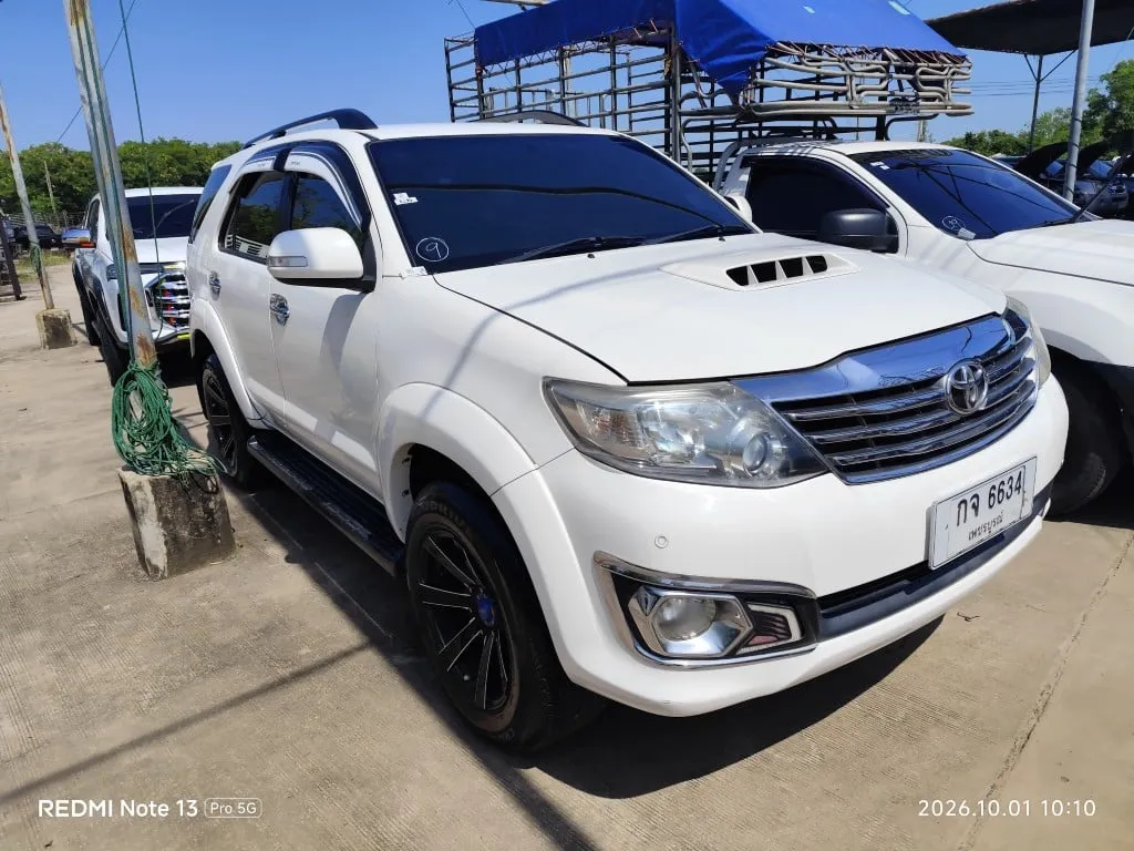 2012 Toyota Fortuner – 2