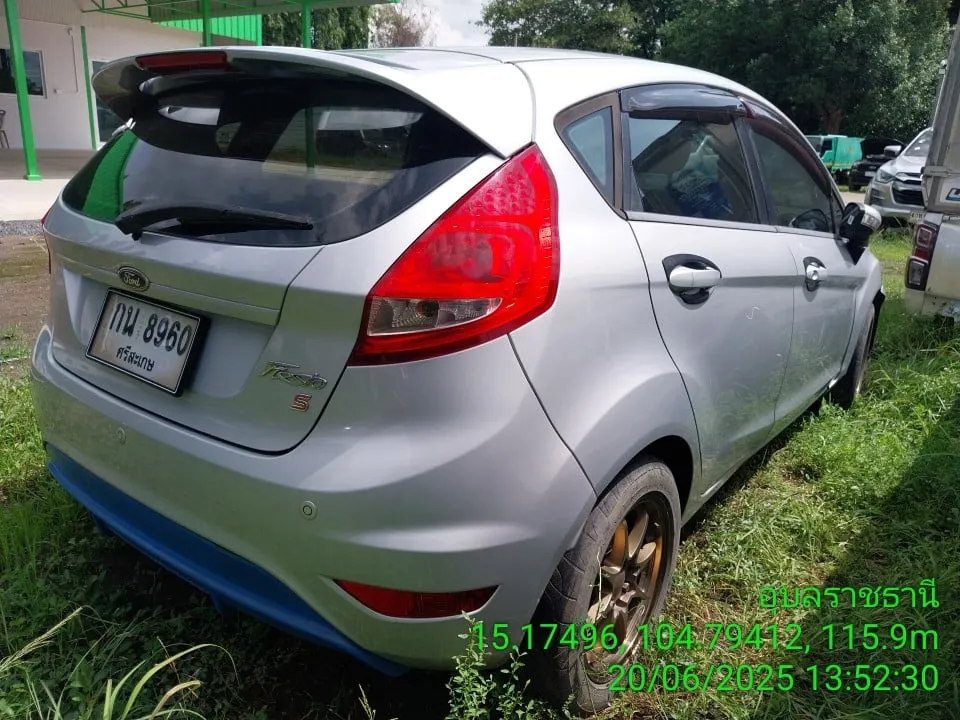 2012 Ford Fiesta – 6
