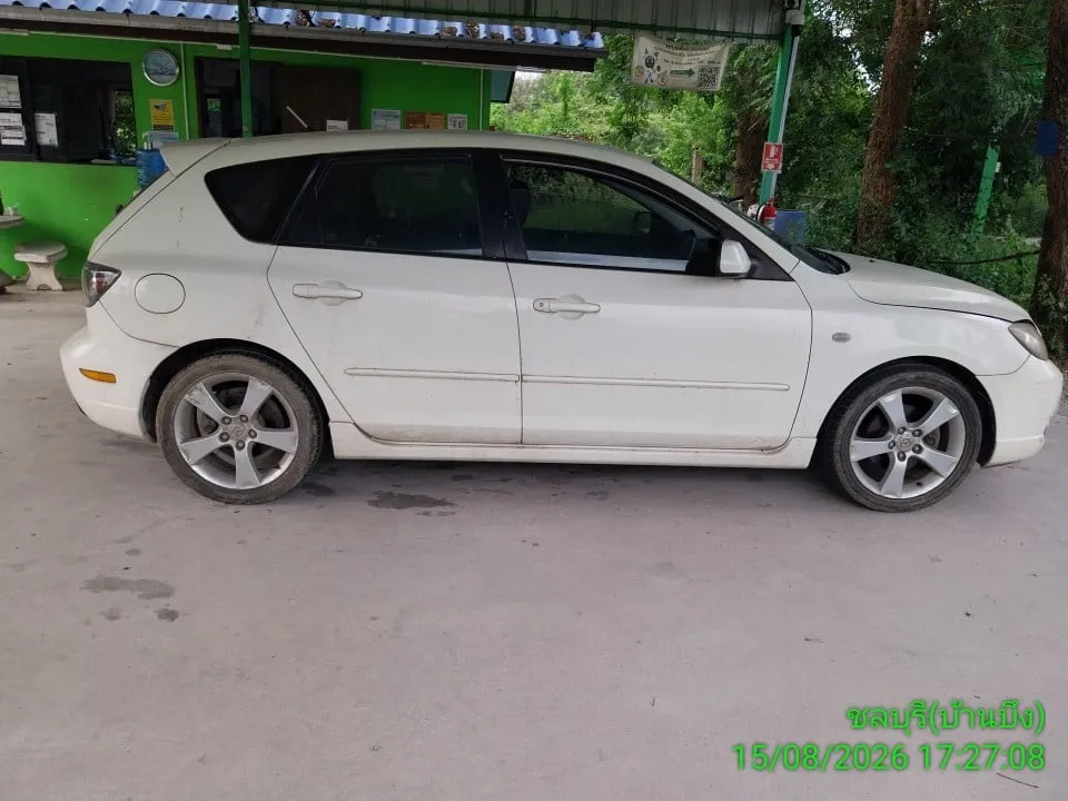 2005 Mazda Mazda3 – 7