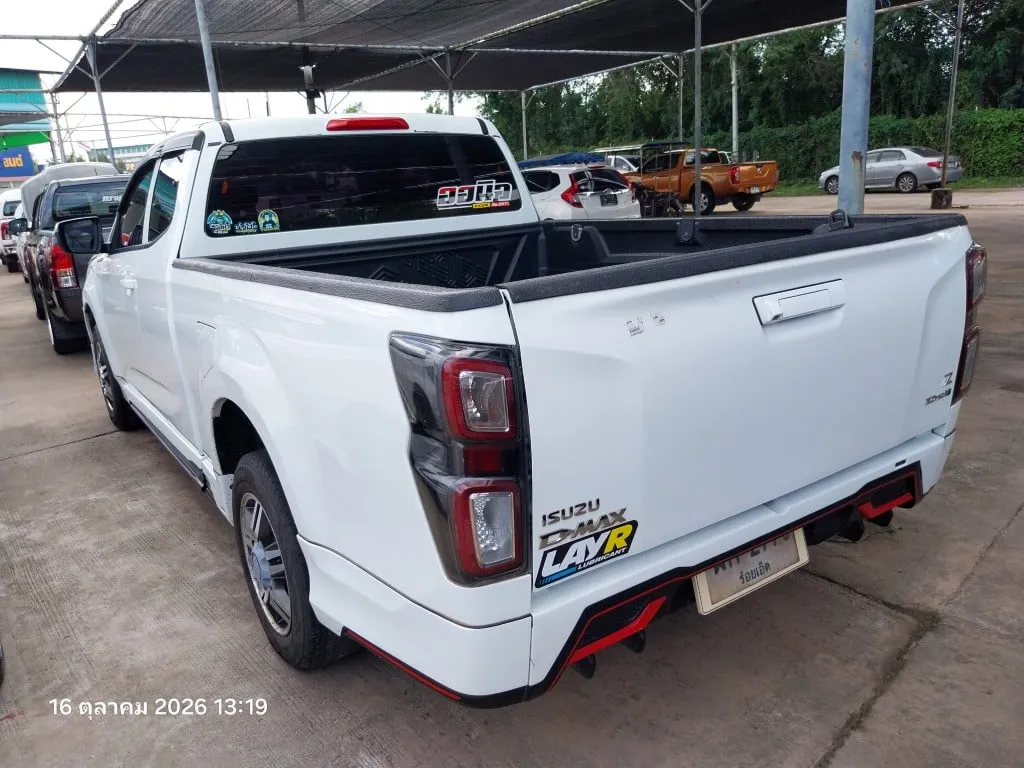 2022 Isuzu D-Max – 5