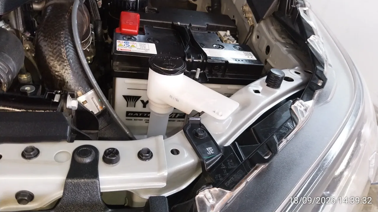 2025 Toyota Hilux Revo – 6
