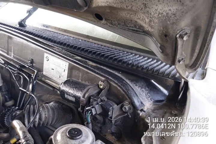 2004 Toyota Hilux Tiger – 5