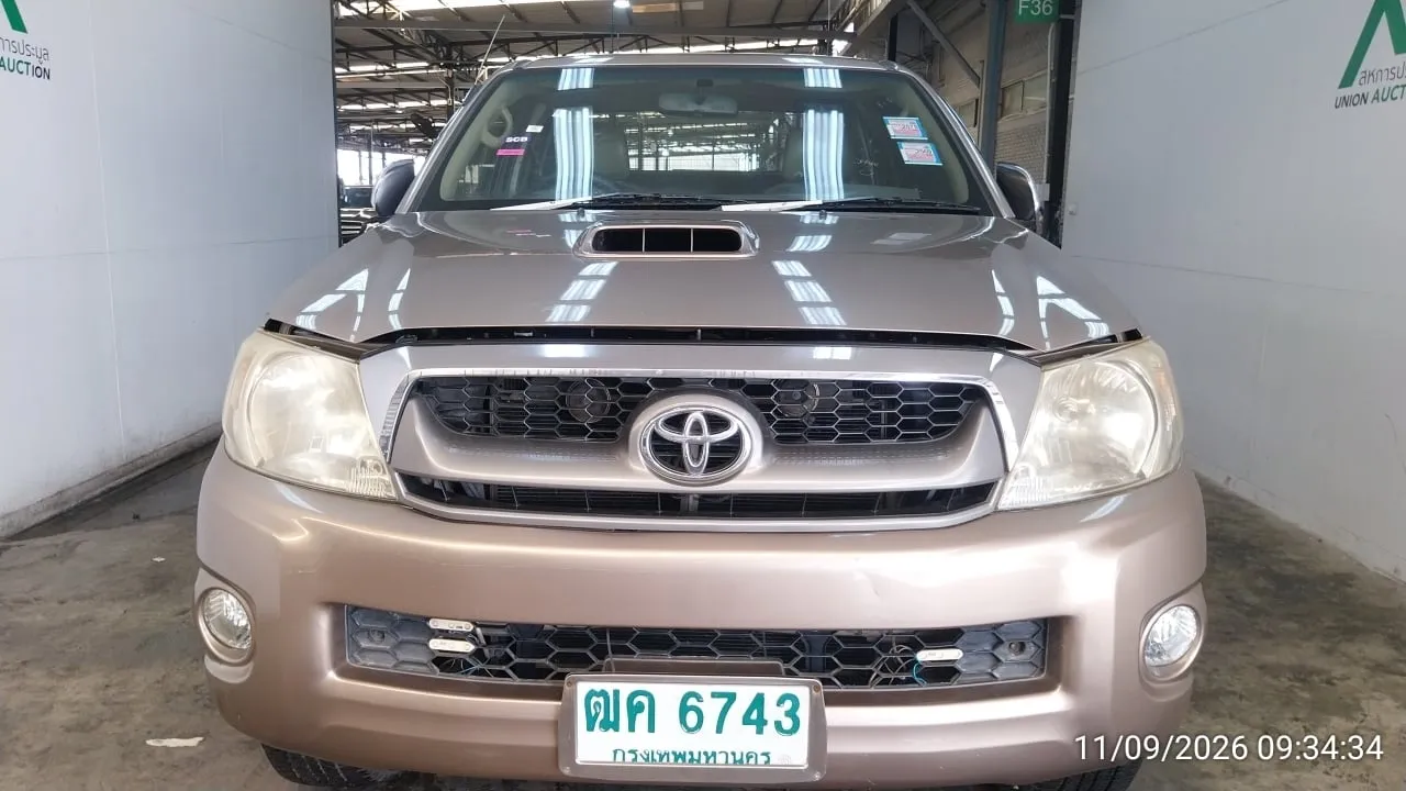2011 Toyota Hilux Vigo – 1