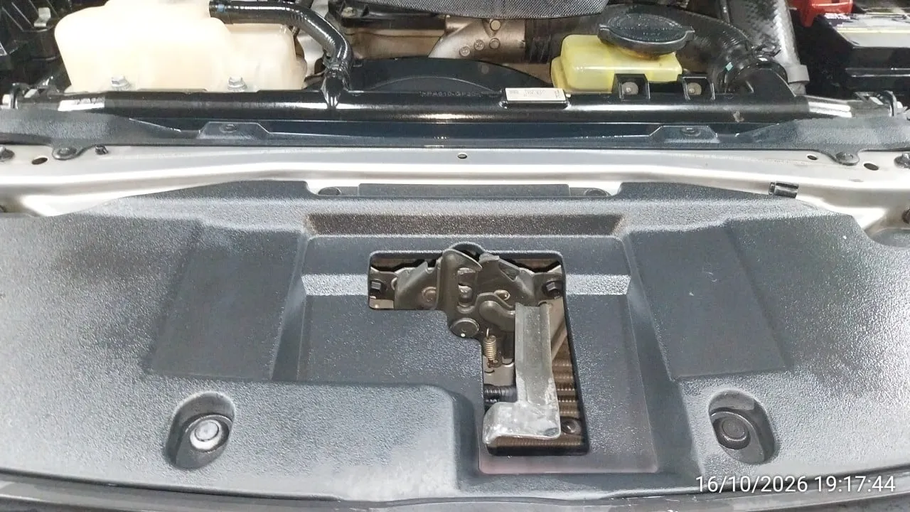 2017 Toyota Hilux Revo – 5
