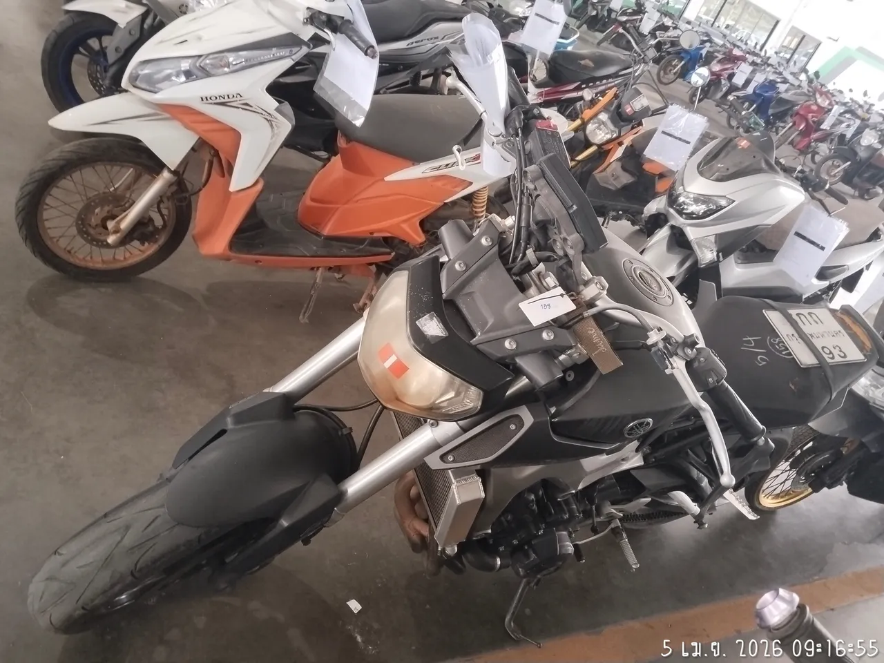 2016 Yamaha MT-09 – 10