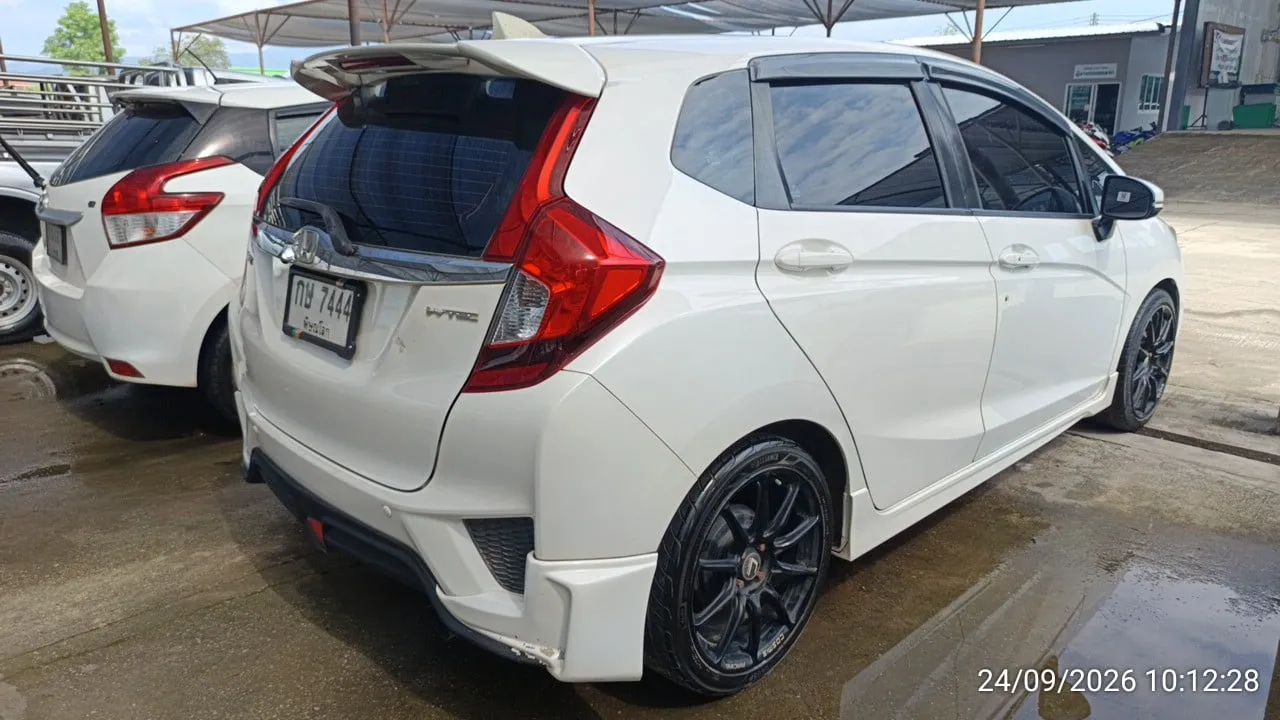 2016 Honda Jazz – 5