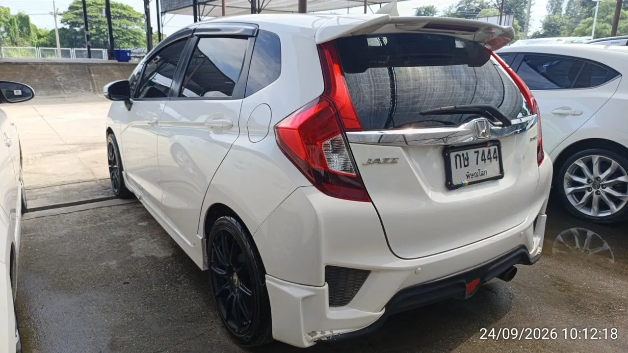 2016 Honda Jazz – 3