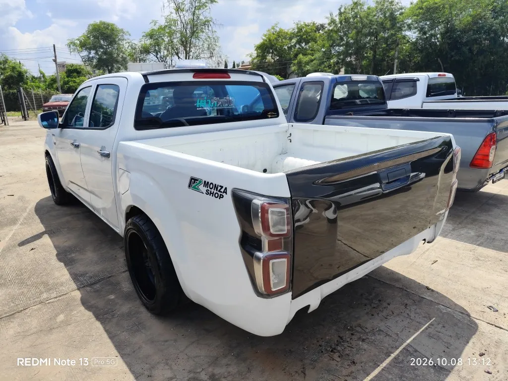 2020 Isuzu D-Max – 5